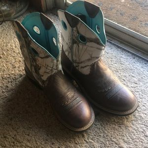 Ariat fat baby Cowboy boots size 8.5B